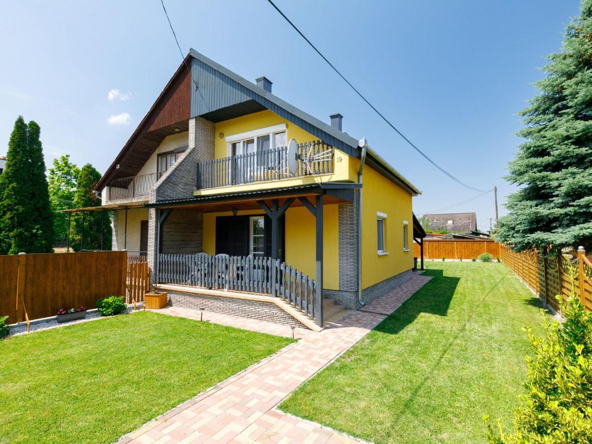 Holiday Home Hibiscus By Interhome Balatonkeresztúr Dış mekan fotoğraf